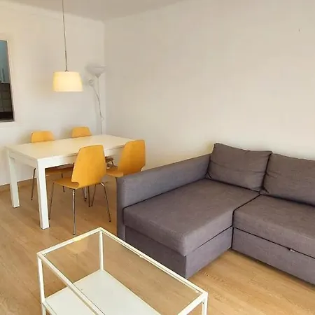 Apartament Garbi Apartment